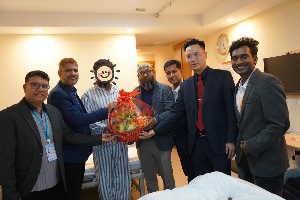 Делегация правительства и медицинских СМИ Бангладеш посетила онкологическую кулинику St. Stamford Modern Cancer Hospital