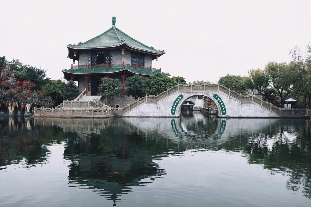 Культура, которая лечит: как наши пациенты открывали для себя Китай в парке «Баомоюань»